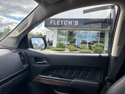 Used 2021 GMC Canyon Denali image 11