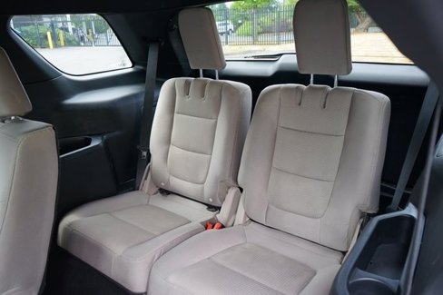 Used 2019 Ford Explorer XLT w/ Equipment Group 201A image 14