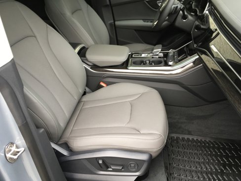 New 2025 Audi Q8 Premium Plus image 9