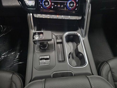 New 2026 GMC Sierra 1500 Denali w/ Denali Reserve Package image 28
