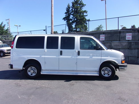 Used 2016 Chevrolet Express 3500 LT w/ LT Preferred Equipment Group image 6