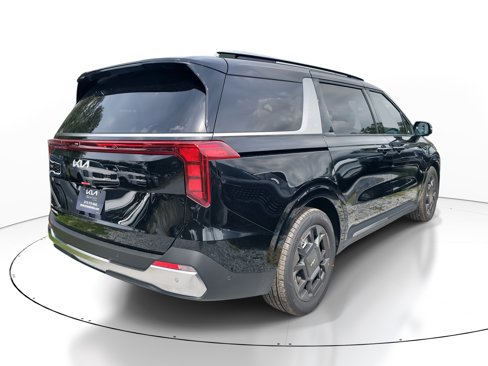 New 2026 Kia Carnival SX image 3