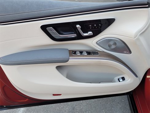 Used 2023 Mercedes-Benz EQS 450+ Sedan image 10