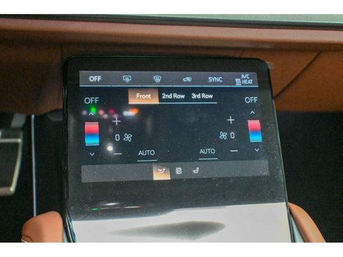 New 2026 Cadillac Vistiq Platinum image 30