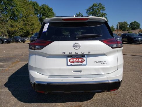 New 2026 Nissan Rogue Platinum image 5