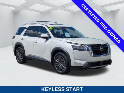 Used 2022 Nissan Pathfinder SL w/ SL Premium Package image 2