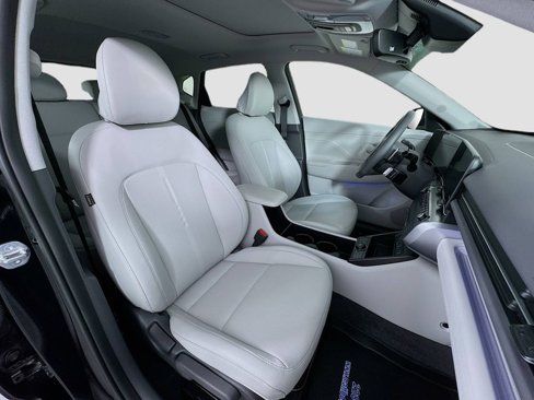 Certified 2024 Hyundai Kona Limited image 31