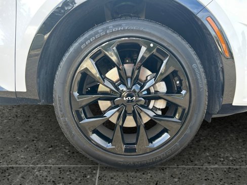 Used 2023 Kia Sorento SX image 9