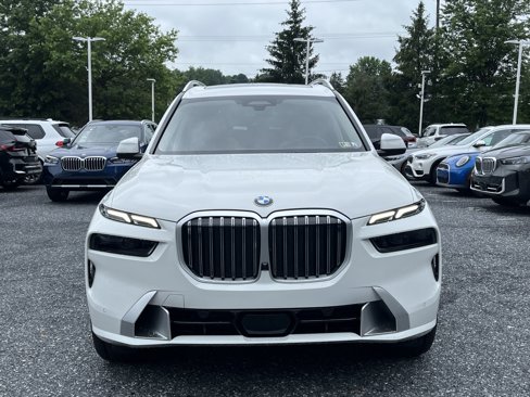 Used 2026 BMW X7 xDrive40i image 2