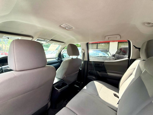 Used 2019 Toyota Tacoma SR w/ SR Convenience Package image 32