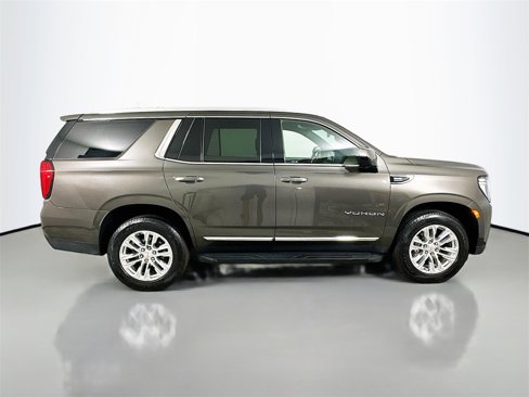 Used 2021 GMC Yukon SLT image 8