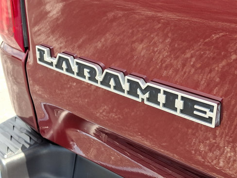 Certified 2023 RAM 1500 Laramie image 32