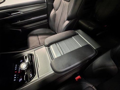 Used 2024 Jeep Wagoneer Series II w/ Convenience Group I image 86