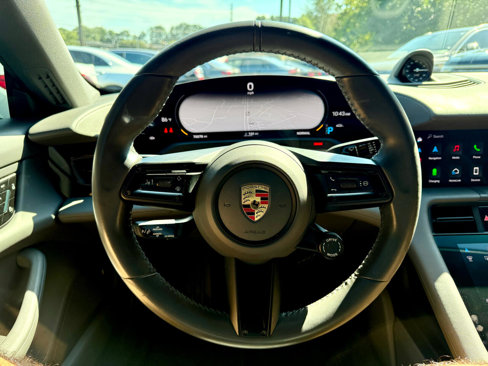Used 2020 Porsche Taycan 4S image 13