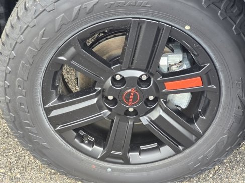 New 2026 Nissan Rogue SV image 7