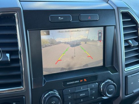 Used 2015 Ford F150 XLT w/ Equipment Group 302A Luxury image 16