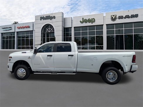 New 2026 RAM 3500 Big Horn image 7
