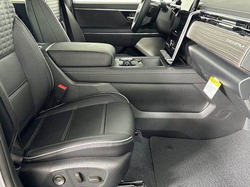 New 2025 GMC Sierra EV Denali image 13
