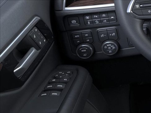 New 2025 Chevrolet Suburban Z71 w/ Z71 Off-Road Package image 22