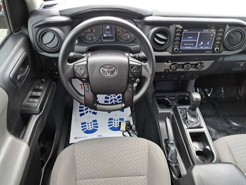 Used 2022 Toyota Tacoma SR image 10