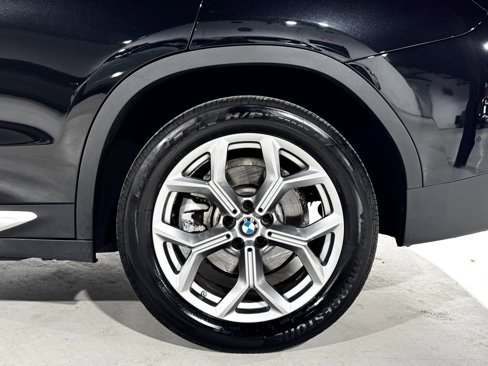 Used 2024 BMW X3 xDrive30i w/ Convenience Package image 30