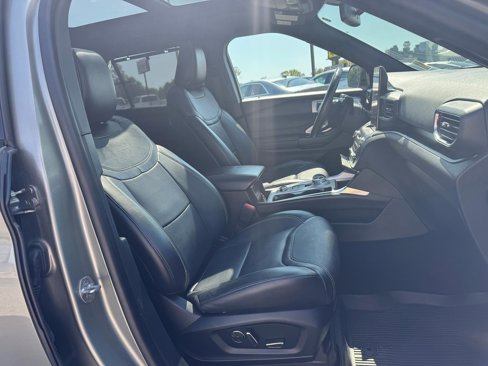 Used 2020 Ford Explorer ST w/ ST Street Pack image 14
