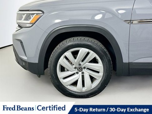 Used 2022 Volkswagen Atlas Cross Sport SE image 31