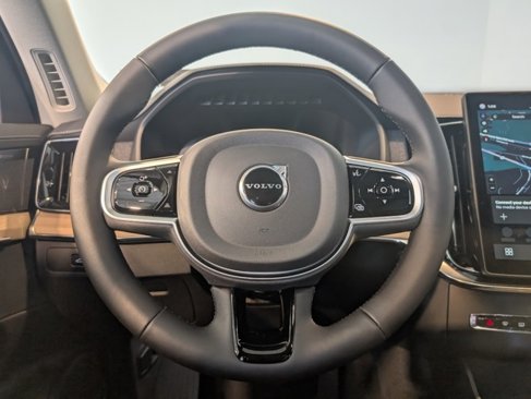 New 2026 Volvo XC90 B6 Plus w/ Protection Package Premier image 15