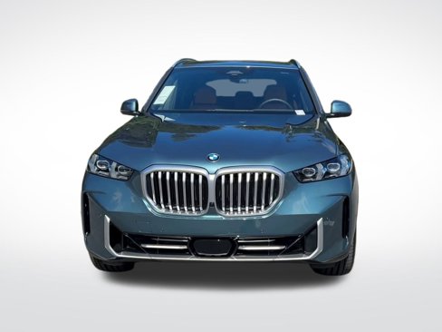 New 2026 BMW X5 xDrive40i w/ Premium Package image 3