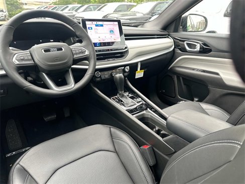 New 2025 Jeep Compass Limited w/ Elite Group image 11