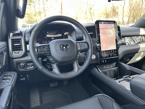 New 2025 RAM 1500 Limited image 17