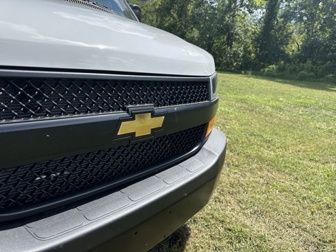 New 2025 Chevrolet Express 3500 w/ Driver Convenience Package image 3