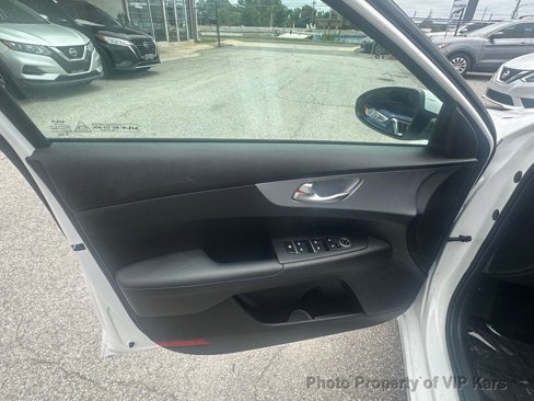 Used 2023 Kia Forte LXS image 11