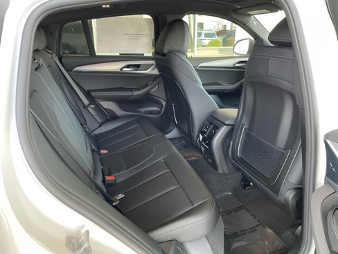 New 2025 BMW X4 xDrive30i w/ Premium Package image 9