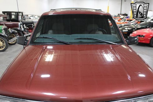 Used 1998 Chevrolet Tahoe 4WD 2-Door w/ Preferred Equipment Group 2 image 11