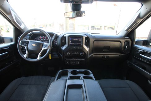 Used 2022 Chevrolet Silverado 2500 Custom w/ Custom Convenience Package image 13