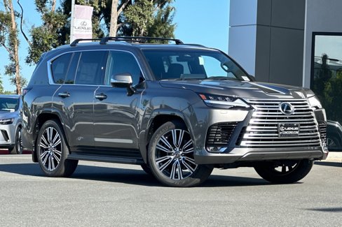 New 2025 Lexus LX 600 4WD w/ Luxury Package image 2
