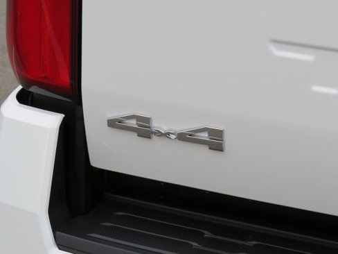 New 2025 Toyota Tacoma SR5 image 15