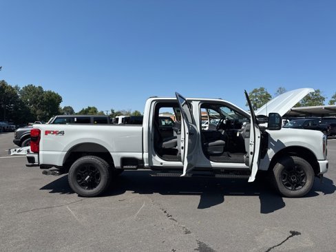 New 2026 Ford F250 XL image 27
