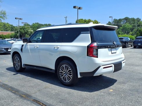 New 2025 Nissan Armada SL w/ Captain's Chari Seat Package image 6