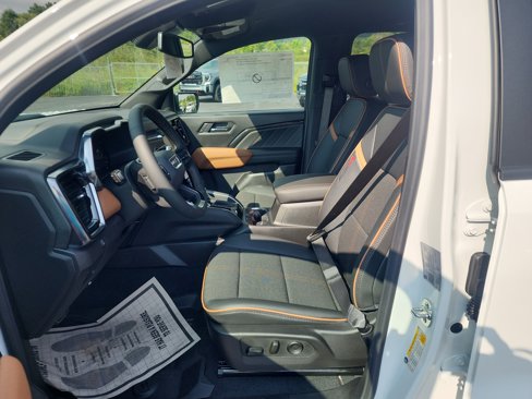 New 2026 GMC Canyon AT4 image 11