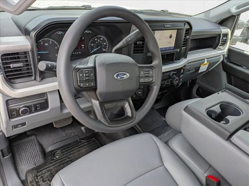 New 2026 Ford F250 XL image 3