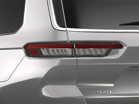 New 2025 Jeep Grand Cherokee L Limited w/ Trailer Tow Package image 10