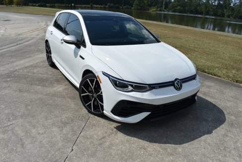 Used 2024 Volkswagen Golf R image 8