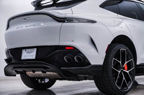 New 2025 Aston Martin DBX 707 image 12