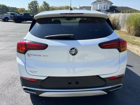 Used 2022 Buick Encore GX Preferred w/ Cold Weather Comfort Package image 5