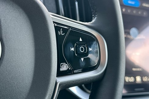New 2026 Volvo XC90 B6 Plus image 30