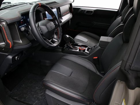 New 2025 Ford Bronco Raptor image 11