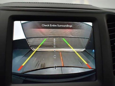 Used 2023 Jeep Cherokee Altitude Lux image 39