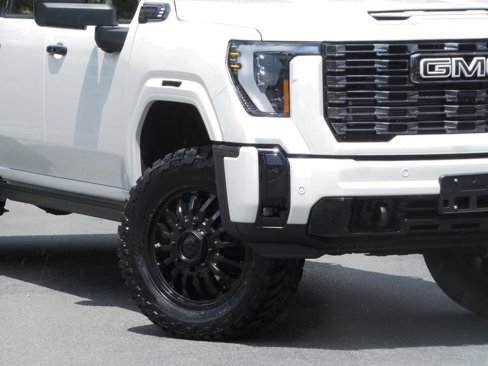 Used 2025 GMC Sierra 3500 Denali Ultimate image 30